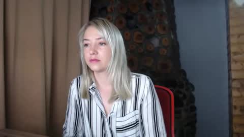 karina online show from February 16, 2026, 3:24 am