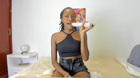 karina_lopez7 online show from February 6, 2025, 12:11 am