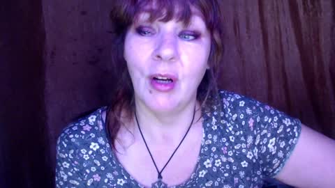 Snapshot of karina_ren chatting on December 5, 2024, 9:06 am Karina online show from December 5, 2024, 9:06 am