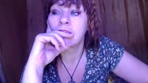 Snapshot of karina_ren chatting on December 7, 2024, 9:39 am Karina online show from December 7, 2024, 9:39 am