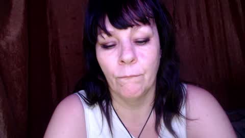Snapshot of karina_ren chatting on January 7, 2025, 4:39 am Karina online show from January 7, 2025, 4:39 am