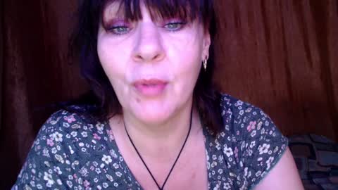 Snapshot of karina_ren chatting on February 6, 2025, 4:42 am Karina online show from February 6, 2025, 4:42 am