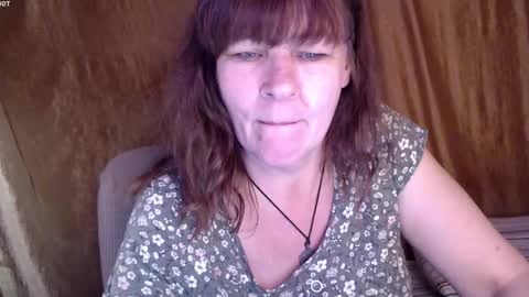 Snapshot of karina_ren chatting on October 15, 2025, 7:08 am Karina online show from October 15, 2025, 7:08 am