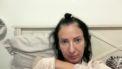 Snapshot of karinablair chatting on January 7, 2025, 6:35 pm Karina online show from January 7, 2025, 6:35 pm