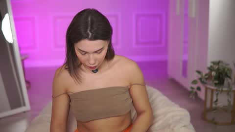 Karina online show from January 10, 2026, 9:55 am