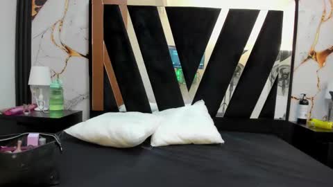 Snapshot of karinasimonz chatting on February 8, 2026, 7:17 pm KarinaSimonz online show from February 8, 2026, 7:17 pm