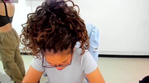 Snapshot of karla_cg chatting on December 22, 2025, 2:47 pm karla_cg online show from December 22, 2025, 2:47 pm