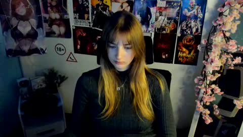 Karla online show from November 30, 2025, 7:01 am