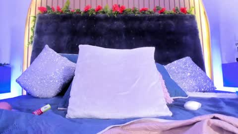 Snapshot of karla_gonzaless chatting on December 9, 2024, 6:35 pm Karla Gonzaless online show from December 9, 2024, 6:35 pm