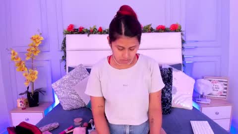 Snapshot of karla_gonzaless chatting on March 10, 2025, 7:07 pm Karla Gonzaless online show from March 10, 2025, 7:07 pm