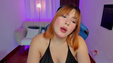 Karlita online show from May 17, 2026, 3:26 am