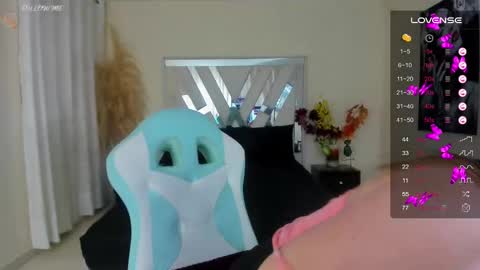 Snapshot of karla_rodriguezx chatting on February 26, 2025, 12:36 pm karla rodriguez online show from February 26, 2025, 12:36 pm