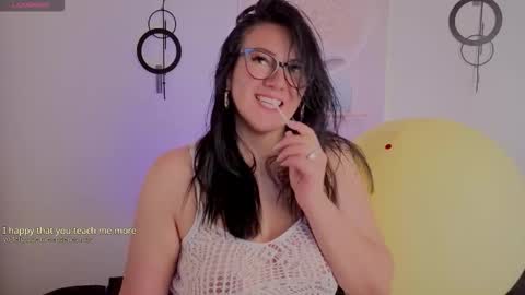 Snapshot of karla_valk1 chatting on September 15, 2025, 5:24 pm karla online show from September 15, 2025, 5:24 pm