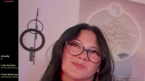 Snapshot of karla_valk1 chatting on September 24, 2025, 9:18 pm karla online show from September 24, 2025, 9:18 pm