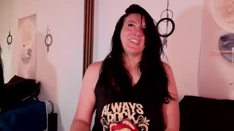 karla online show from November 13, 2025, 3:55 pm