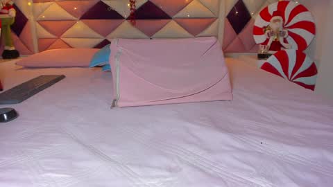 karolina  online show from December 28, 2024, 9:31 am