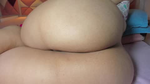 karolina  online show from January 8, 2025, 9:10 am