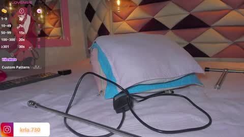 karolina  online show from February 8, 2025, 9:13 am