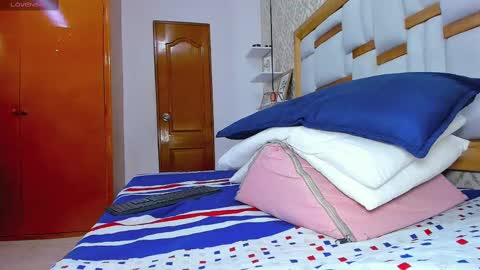 karolina  online show from October 7, 2025, 7:22 pm