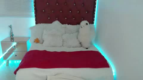 Snapshot of karlaa_bigxxx chatting on May 18, 2026, 10:59 pm KARLA ARANGO online show from May 18, 2026, 10:59 pm