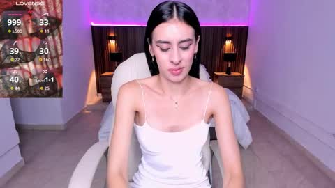 Karlaa  online show from November 28, 2025, 11:02 am