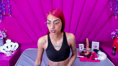 KarlasLutSKinny online show from December 12, 2024, 4:15 am