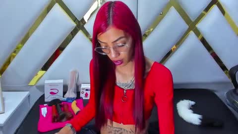 KarlasLutSKinny online show from December 27, 2024, 6:03 am