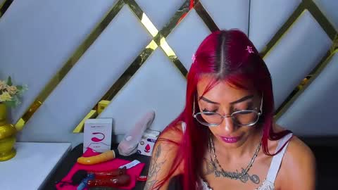 KarlasLutSKinny online show from December 28, 2024, 7:11 am