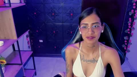 karlaslutskinny__ online show from July 11, 2026, 10:22 pm