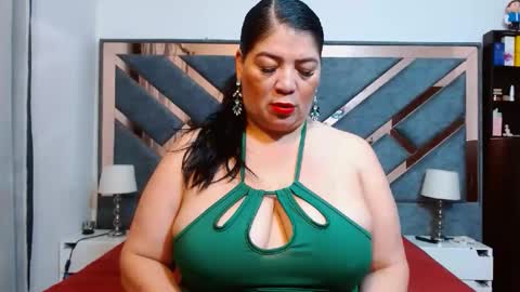 Snapshot of karlatesg chatting on November 26, 2025, 9:54 am Karla online show from November 26, 2025, 9:54 am