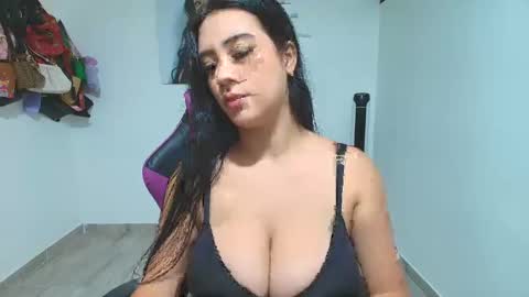 Snapshot of karlee_rouse chatting on March 18, 2026, 2:15 am Karlee online show from March 18, 2026, 2:15 am