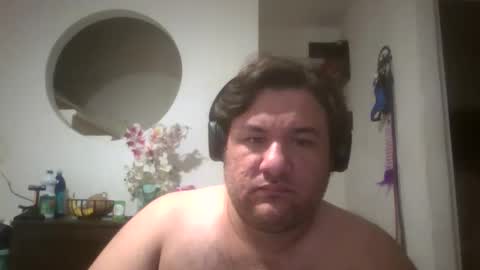 Snapshot of karlmagnus19 chatting on June 1, 2026, 5:20 am karlmagnus19 online show from June 1, 2026, 5:20 am