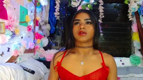 Snapshot of karly_coffe chatting on February 13, 2025, 9:30 am KARLY. online show from February 13, 2025, 9:30 am