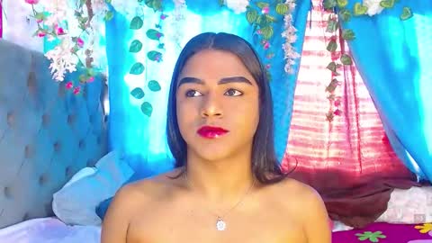 Snapshot of karly_coffe chatting on September 13, 2025, 11:21 am KARLY. online show from September 13, 2025, 11:21 am