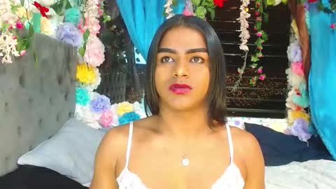 KARLY.  online show from November 2, 2025, 7:33 am