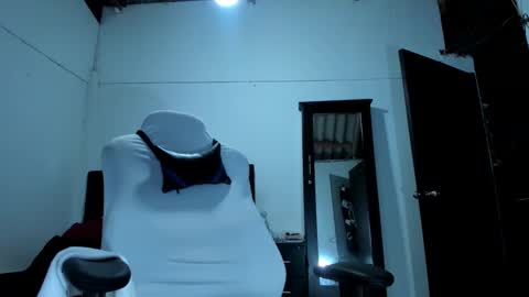 karly. online show from October 26, 2025, 3:23 am