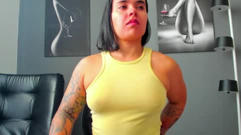   online show from March 25, 2026, 1:06 pm