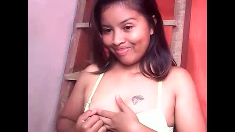 Snapshot of karmellah chatting on February 15, 2026, 7:51 am Karmellah online show from February 15, 2026, 7:51 am