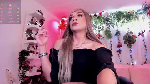  karol  online show from December 17, 2025, 1:06 pm