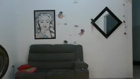 Snapshot of karol_naughty chatting on December 16, 2024, 8:41 am online show from December 16, 2024, 8:41 am