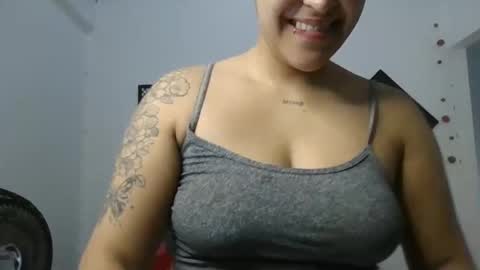 Snapshot of karol_naughty chatting on December 26, 2024, 11:21 am online show from December 26, 2024, 11:21 am