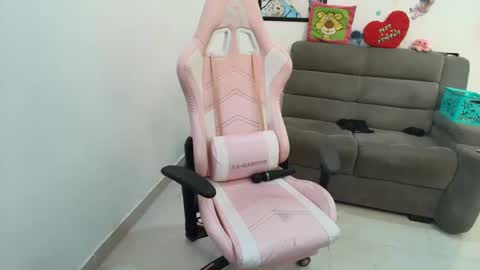 Snapshot of karol_naughty chatting on March 3, 2025, 2:48 pm online show from March 3, 2025, 2:48 pm