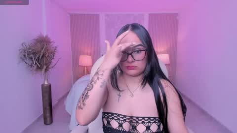karol_priston online show from April 14, 2026, 3:12 am