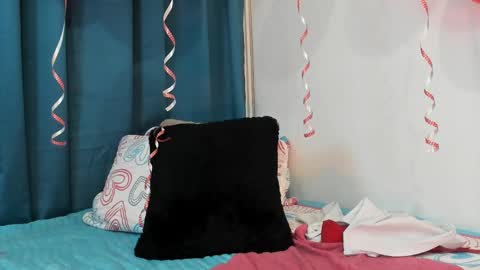 Snapshot of karol_w10 chatting on February 13, 2025, 9:49 pm karol_w10 online show from February 13, 2025, 9:49 pm