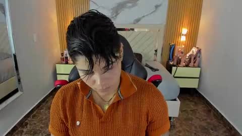 Snapshot of karolandluna chatting on October 20, 2025, 8:42 pm Karol and Luna online show from October 20, 2025, 8:42 pm