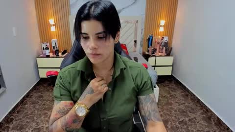 Snapshot of karolandluna chatting on December 18, 2025, 7:09 pm Karol and Luna online show from December 18, 2025, 7:09 pm