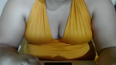 Snapshot of karolbb21 chatting on January 15, 2026, 11:26 am karolbb21 online show from January 15, 2026, 11:26 am