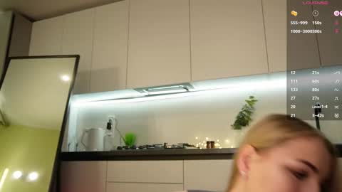 Snapshot of karolina_hotty chatting on February 20, 2026, 1:33 pm Nika online show from February 20, 2026, 1:33 pm