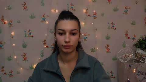 Snapshot of karolinamex_ chatting on December 19, 2024, 7:29 pm Karolina online show from December 19, 2024, 7:29 pm