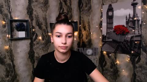 Snapshot of karolinamex_ chatting on December 22, 2024, 7:22 am Karolina online show from December 22, 2024, 7:22 am